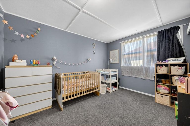 Photo of property in 100 Kuripuni Street, Kuripuni, Masterton, 5810