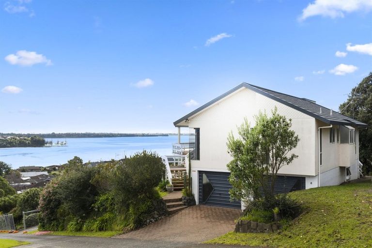 Photo of property in 6 Keam Way, Welcome Bay, Tauranga, 3112