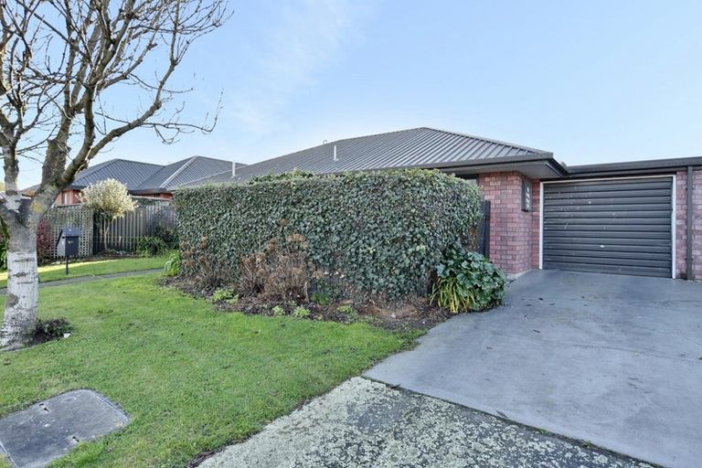 Photo of property in 8b Kingsbury Avenue, Rangiora, 7400