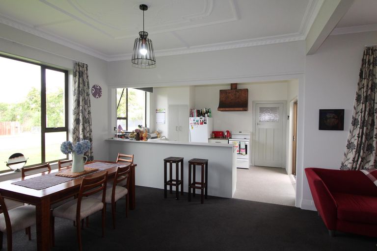 Photo of property in 14 Queen Street, Winton, 9720
