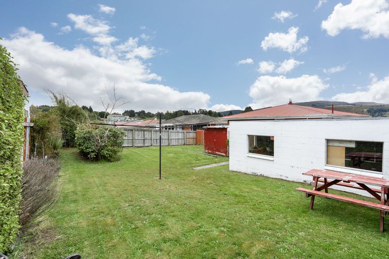 Photo of property in 321 Brockville Road, Brockville, Dunedin, 9011