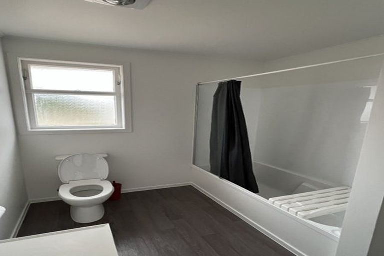 Photo of property in 35 Gilbert Road, Otara, Auckland, 2023