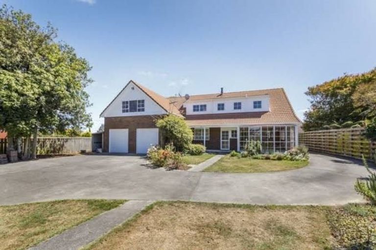 Photo of property in 155 High Street, Bulls, 4818