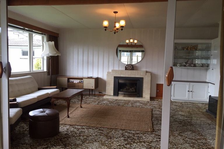 Photo of property in 1 Coddington Crescent, Masterton, 5810