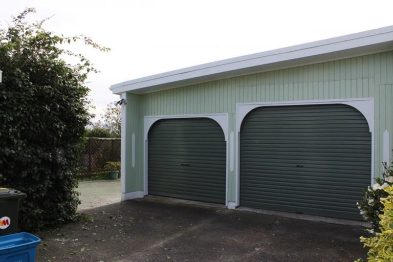 Photo of property in 3 Martin Street, Waikanae, 5036