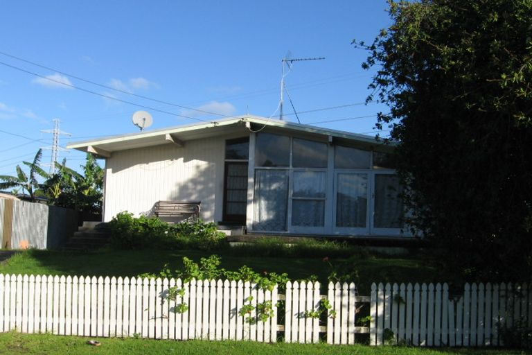 Photo of property in 4 Jukes Place, Otara, Auckland, 2023