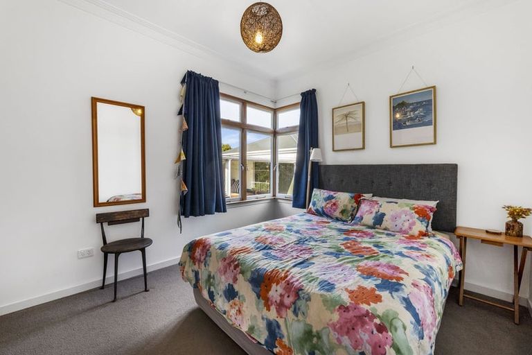 Photo of property in 46 Carthew Street, Okato, 4335