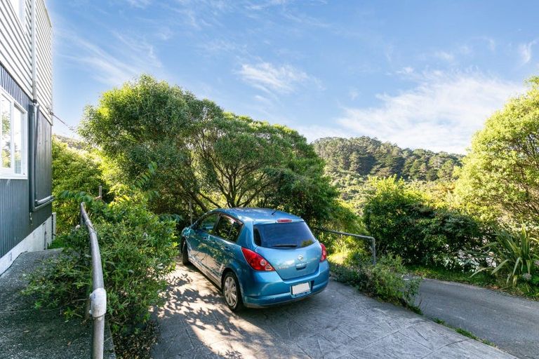 Photo of property in 95 Makara Road, Karori, Wellington, 6012