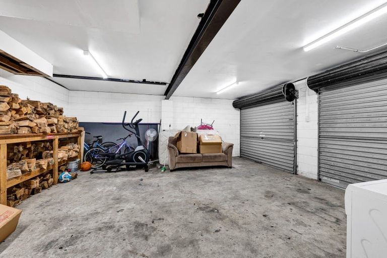 Photo of property in 5 Hobart Drive, Spotswood, New Plymouth, 4310