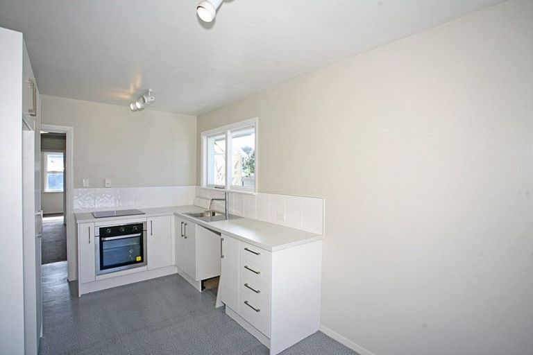 Photo of property in 9 Garvins Road, Hornby, Christchurch, 8042