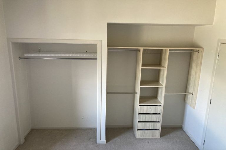 Photo of property in 5 Seabrook Avenue, New Lynn, Auckland, 0600