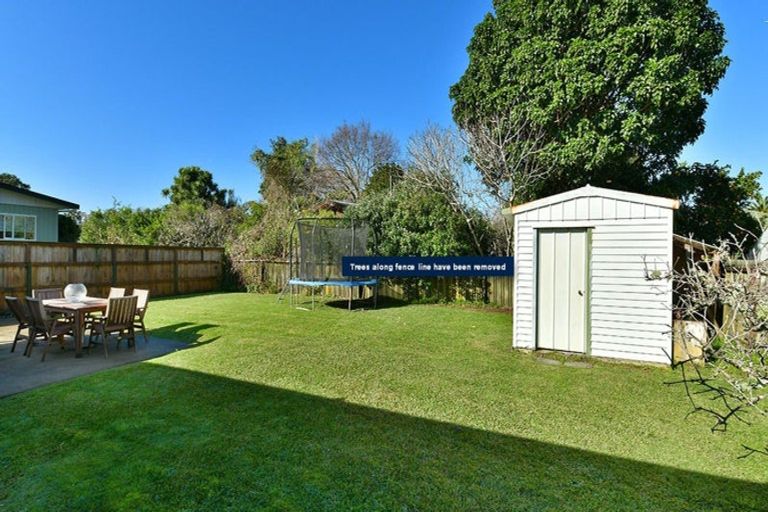 Photo of property in 2/92 Florence Avenue, Orewa, 0931