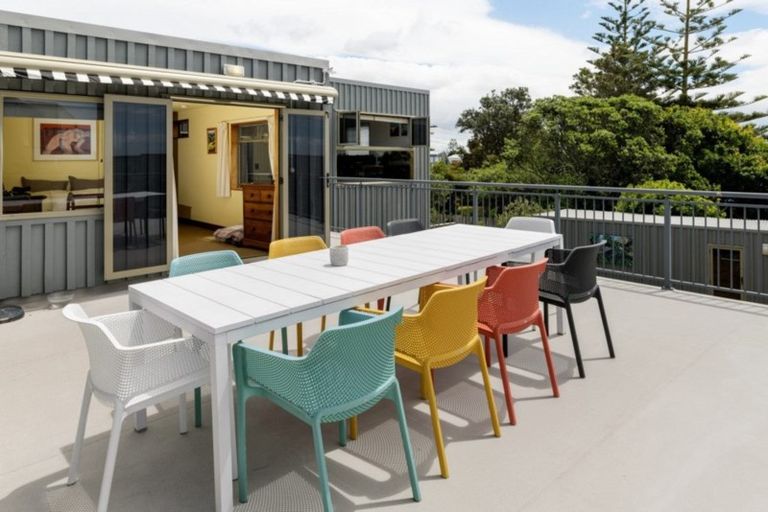 Photo of property in 141 Karewa Parade, Papamoa Beach, Papamoa, 3118
