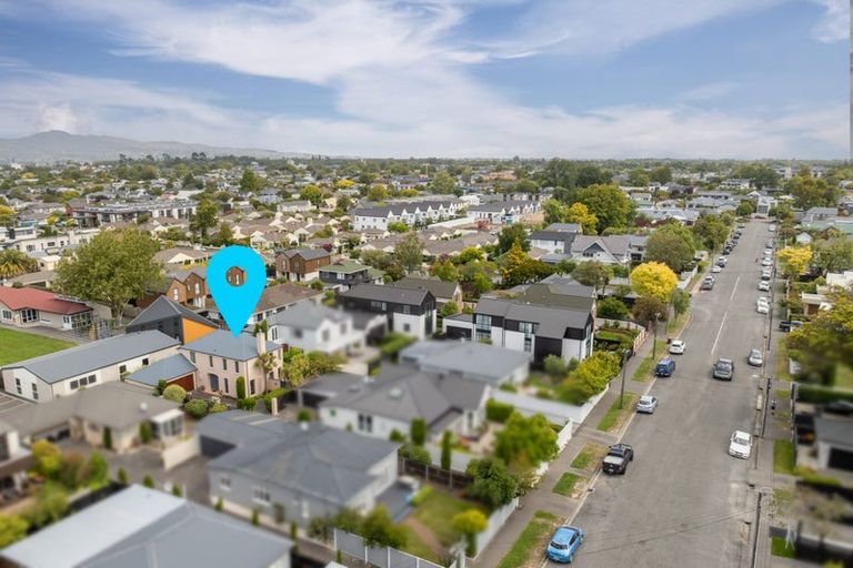 Photo of property in 56 Hawkesbury Avenue, St Albans, Christchurch, 8014