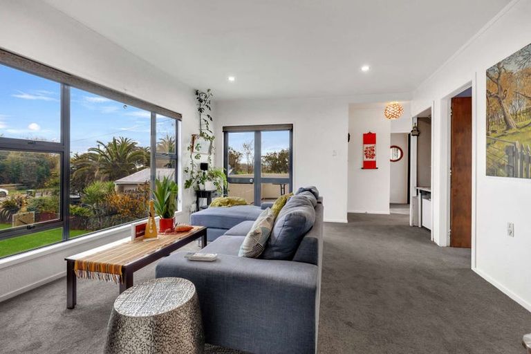 Photo of property in 4 Willow Avenue, Hannahs Bay, Rotorua, 3010