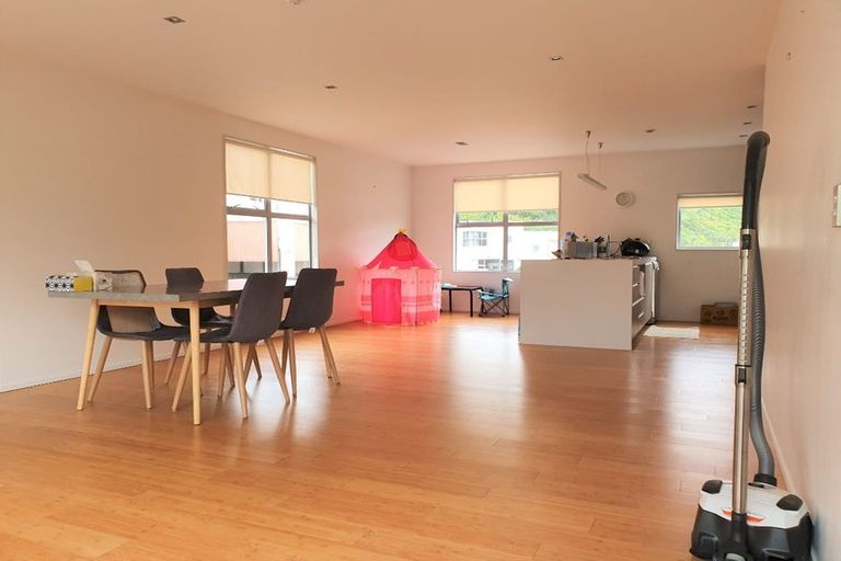 Photo of property in 59 Saddleback Grove, Karori, Wellington, 6012