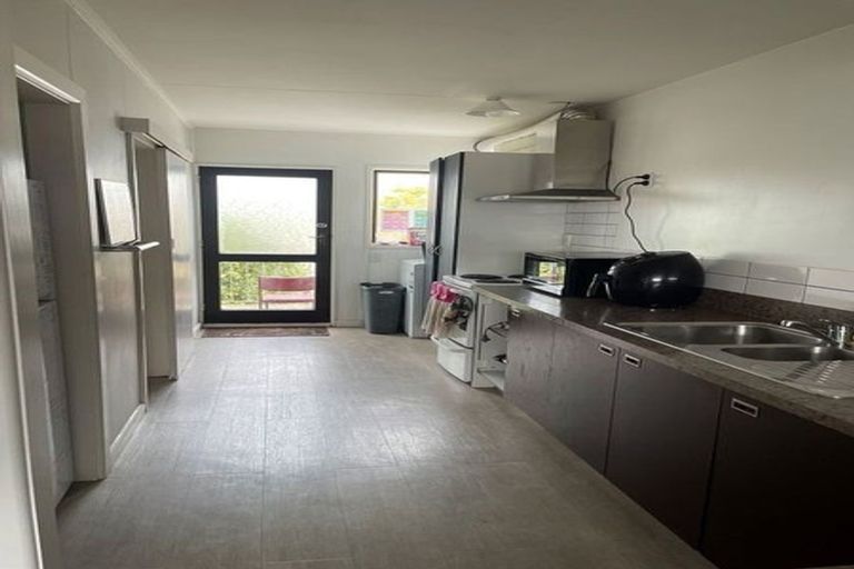 Photo of property in 2/43 Brockworth Place, Riccarton, Christchurch, 8011