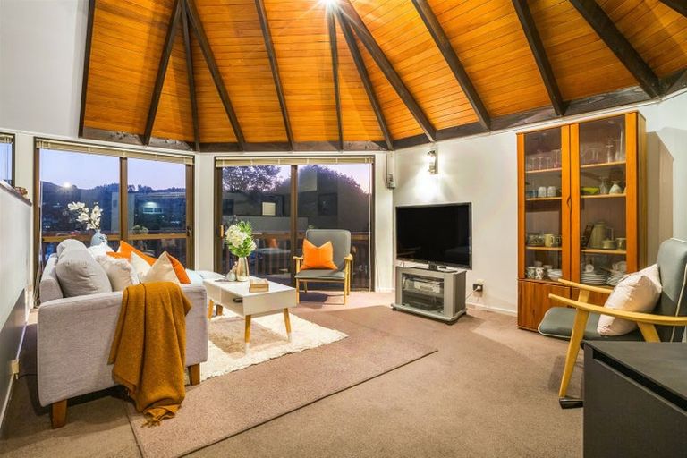 Photo of property in 5 The Haven, Whitby, Porirua, 5024