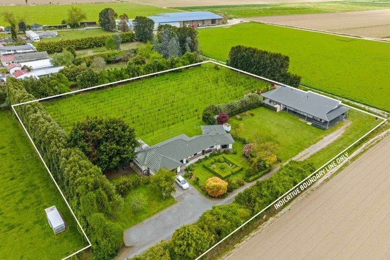 Photo of property in 10 Tui Glen Drive, Levin, 5571