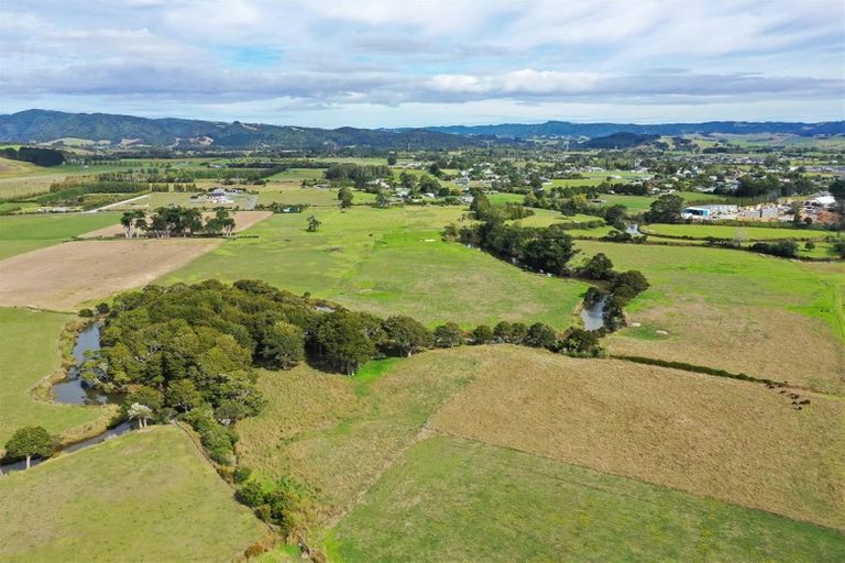 Photo of property in 84 Cove Road, Waipu, 0582
