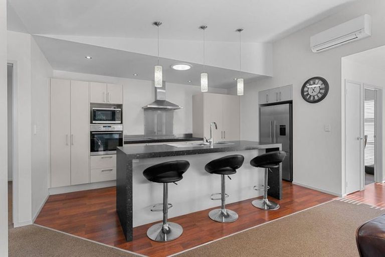 Photo of property in 377 One Tree Point Road, One Tree Point, 0118