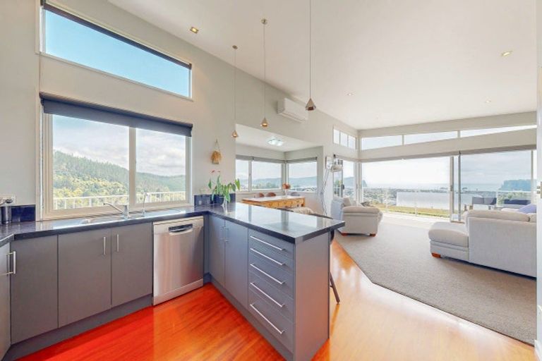 Photo of property in 133 Pacific View Drive, Whangamata, 3620