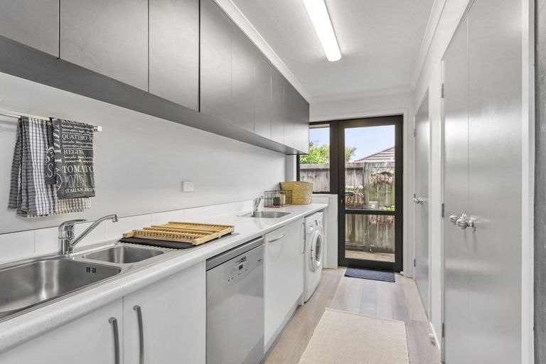 Photo of property in 52 Aquila Crescent, Rototuna North, Hamilton, 3210