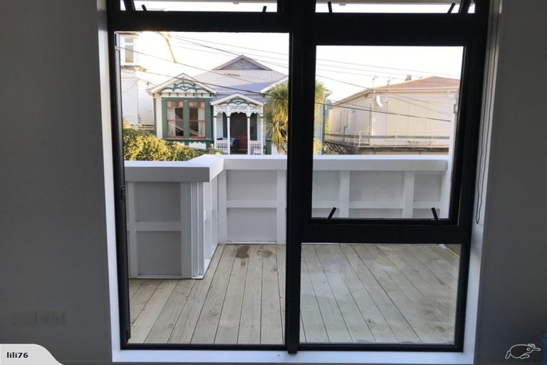 Photo of property in Pirie Street Townhouses, 35u4 Pirie Street, Mount Victoria, Wellington, 6011