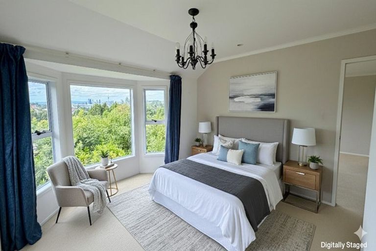 Photo of property in 50 Balmain Road, Chatswood, Auckland, 0626