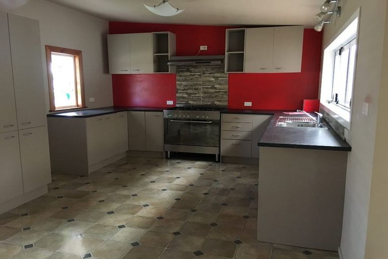 Photo of property in 66 Queen Street West, Levin, 5510