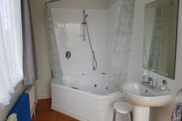 Photo of property in 76 Sale Street, Hokitika, 7810