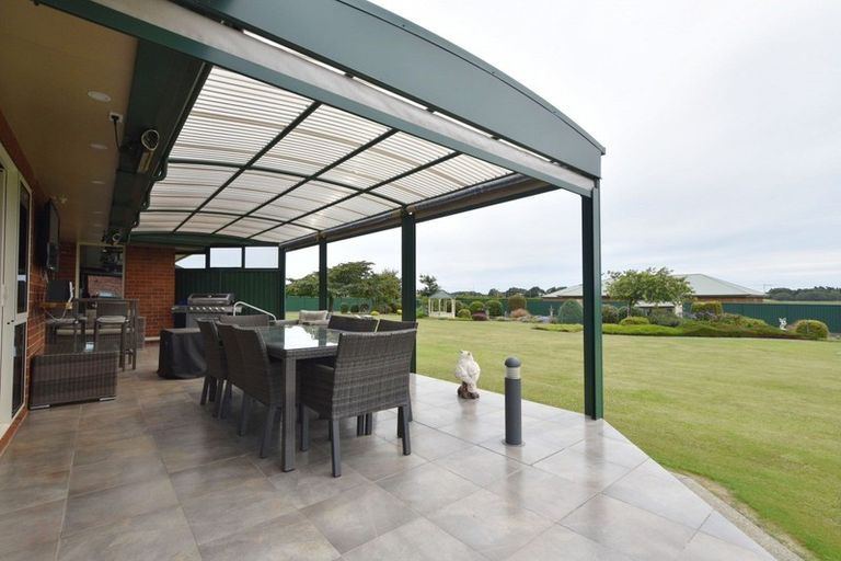 Photo of property in 21 Oteramika Road, Rockdale, Invercargill, 9812