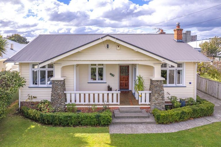 Photo of property in 20 College Street, College Estate, Whanganui, 4500