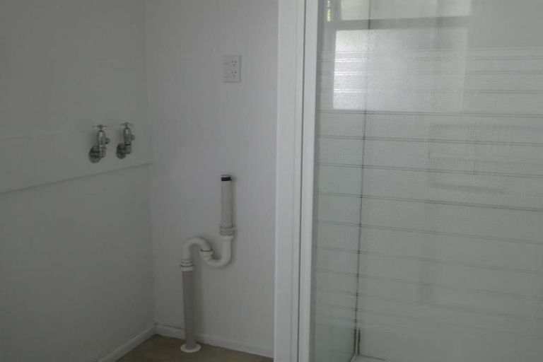 Photo of property in 11a Oswald Crescent, Paparangi, Wellington, 6037