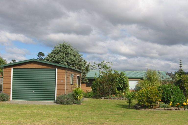 Photo of property in 27 Pleasant Place, Pauanui, Hikuai, 3579