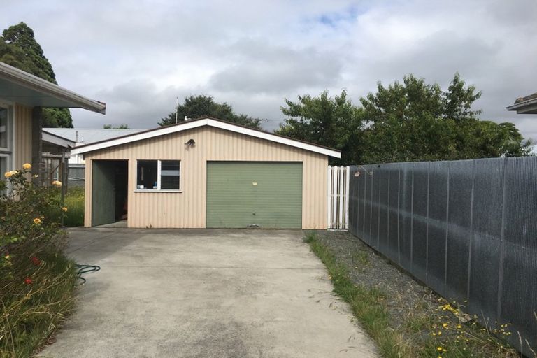 Photo of property in 19 Parker Street, Hornby, Christchurch, 8042