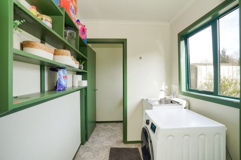 Photo of property in 70 Pomona Road East, Makarewa, Invercargill, 9876