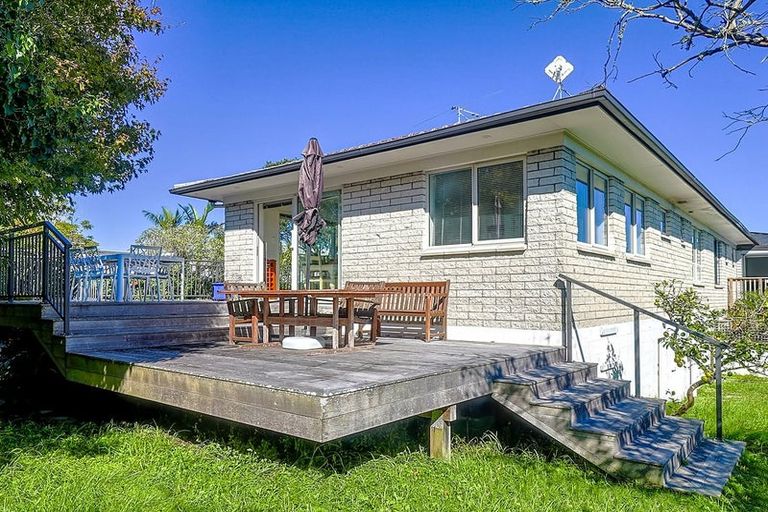 Photo of property in 3/15 Walter Street, Hauraki, Auckland, 0622