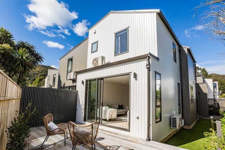 Photo of property in 10/323 Riverside Drive, Waterloo, Lower Hutt, 5011