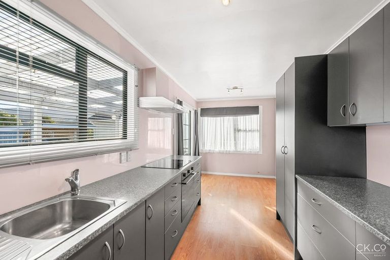 Photo of property in 73 Golders Road, Elderslea, Upper Hutt, 5018