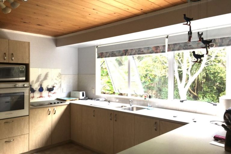 Photo of property in 105 Simpson Road, Ranui, Auckland, 0612