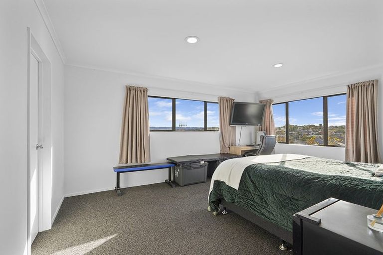 Photo of property in 43 Western Heights Drive, Western Heights, Hamilton, 3200