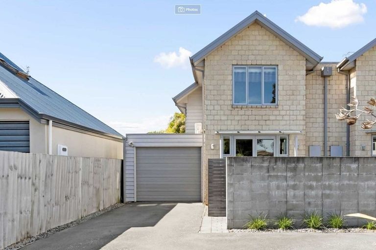 Photo of property in 90c Mandeville Street, Riccarton, Christchurch, 8011
