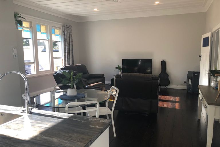 Photo of property in 1/7 Opaheke Road, Papakura, 2110