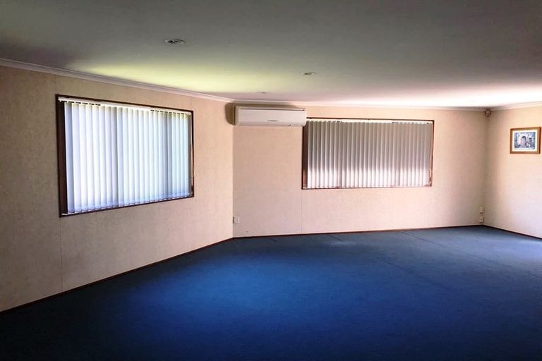 Photo of property in 2 Surrey Lane, Glenview, Hamilton, 3206