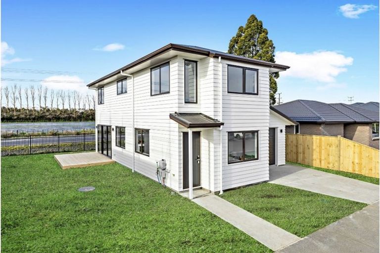 Photo of property in 33 Sapwood Crescent, Takanini, 2110