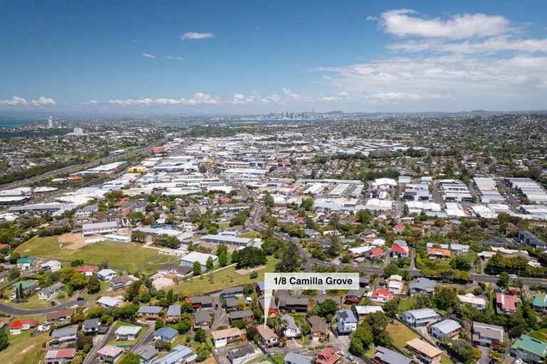 Photo of property in 1/8 Camilla Grove, Totara Vale, Auckland, 0629