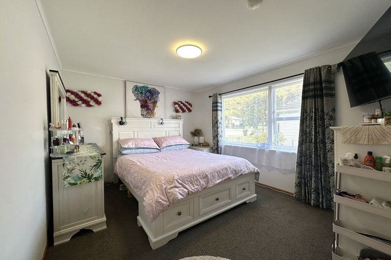 Photo of property in 62 Karaka Street, Wainuiomata, Lower Hutt, 5014