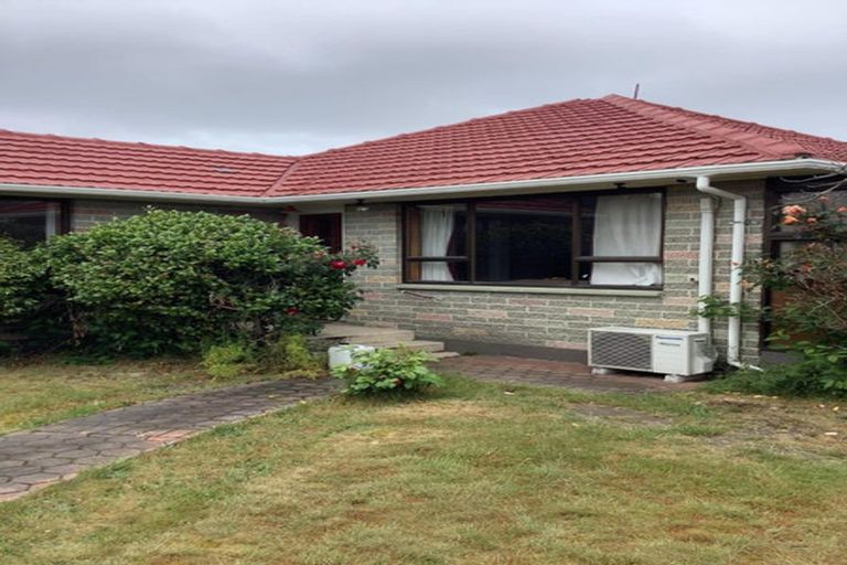 Photo of property in 39 Bentley Street, Russley, Christchurch, 8042