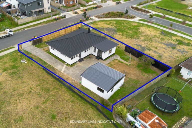 Photo of property in 15 Mayflower Close, Mangere East, Auckland, 2024